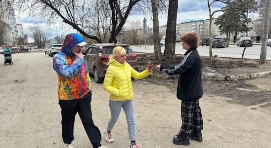 Раздача листовок в отдаленных районах Перми